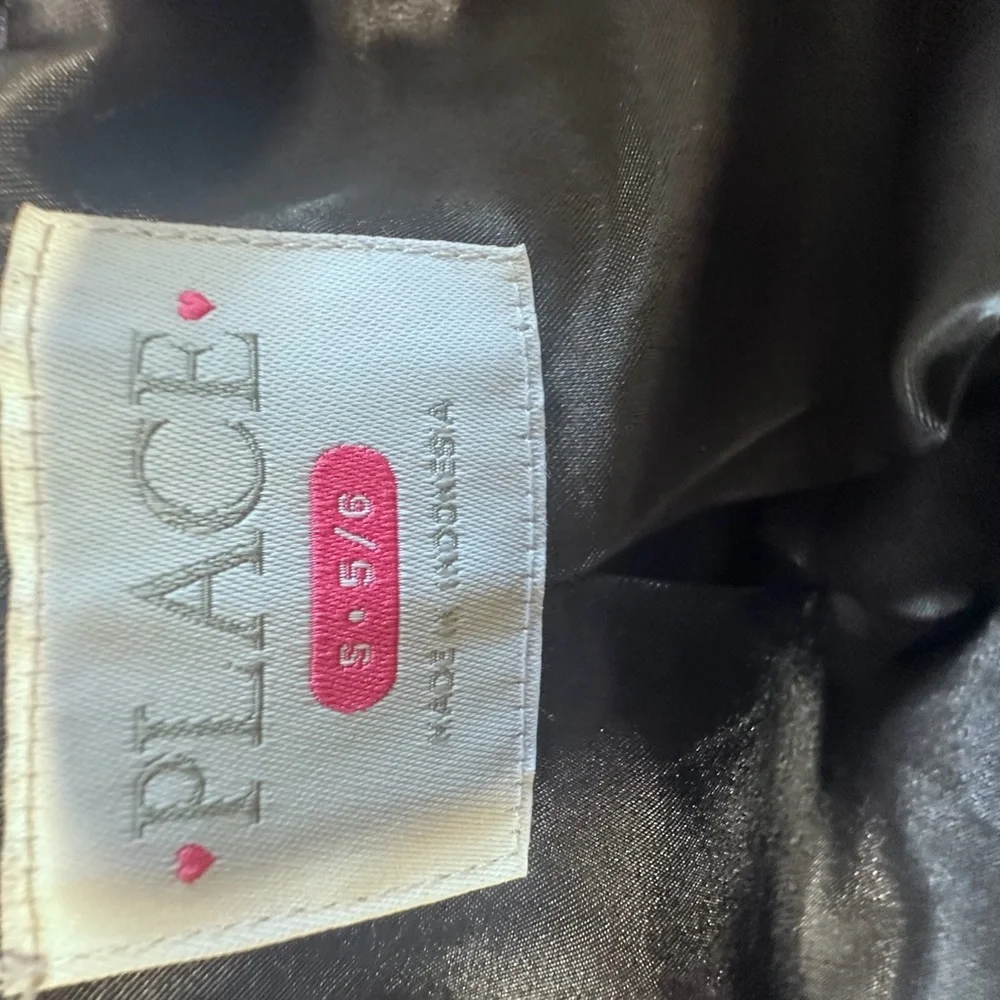 The Children's Place Black Faux Fur Vest Girls 5/6